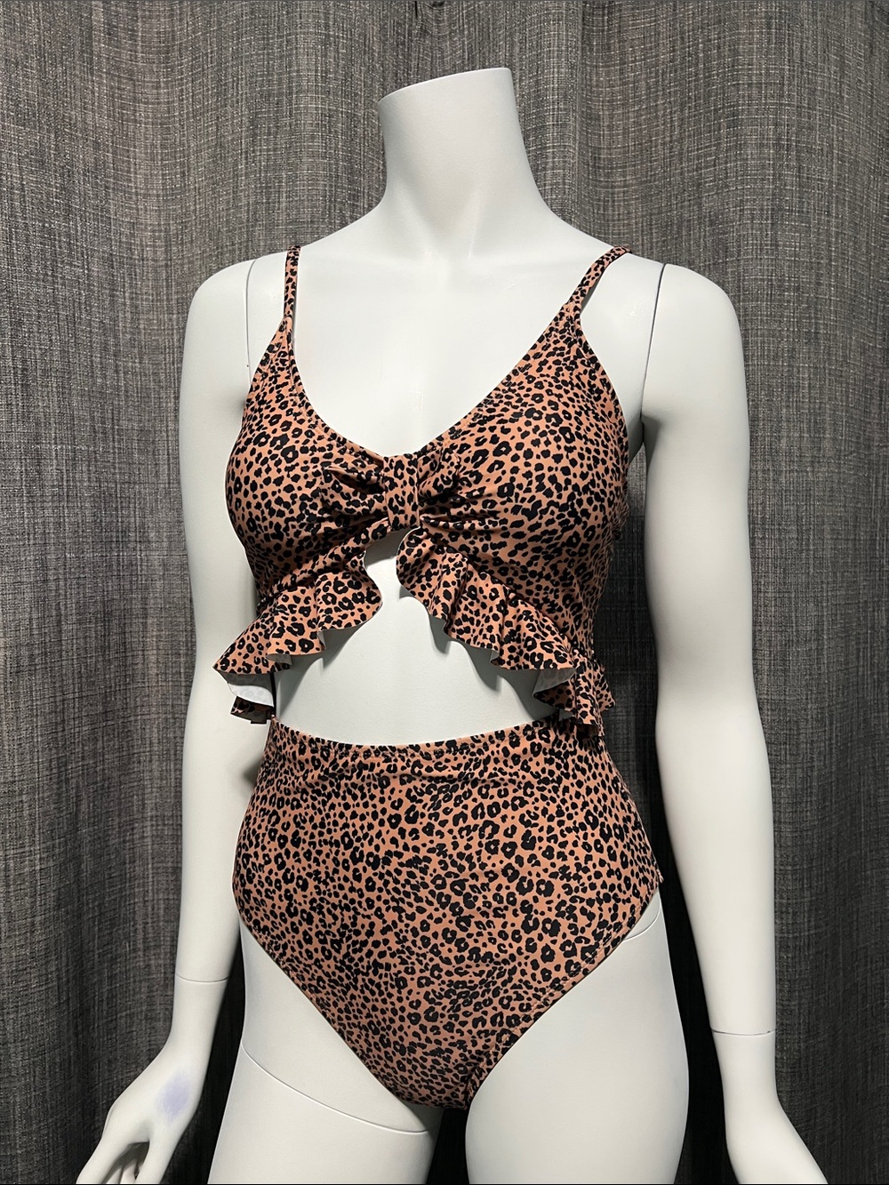 NWOT Hurley Animal Print One Piece Cutout Ruffle Swimsuit Brown Black Small
